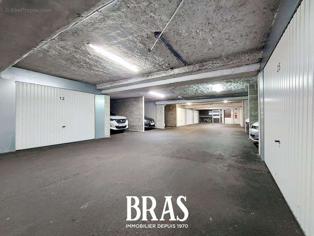 Reze - t2 avec garage - photo 4