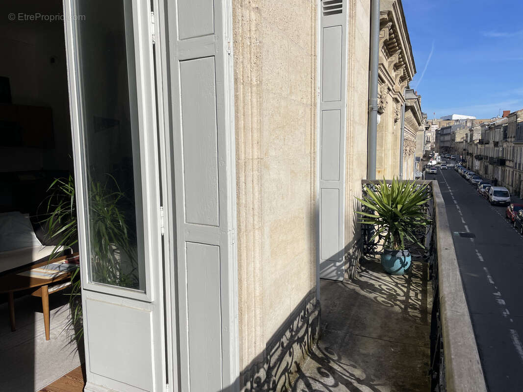 Appartement à BORDEAUX