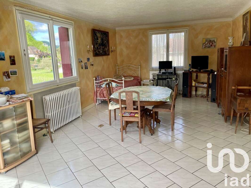 Photo 5 - Appartement à CENAC-ET-SAINT-JULIEN
