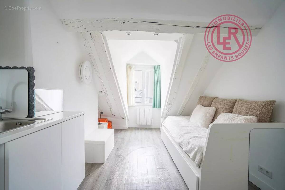 Appartement à PARIS-4E