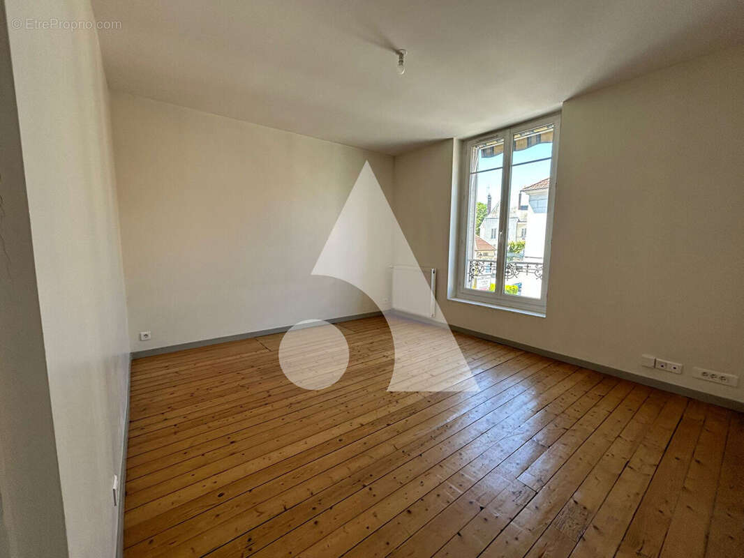 Appartement à SAINT-GERMAIN-SUR-MORIN