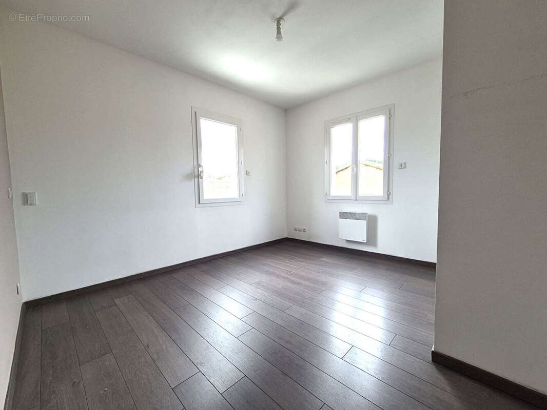 Maison à JONQUERETTES