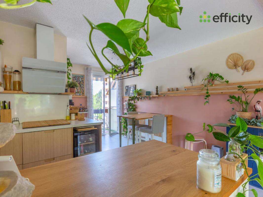 Appartement à BOURGOIN-JALLIEU