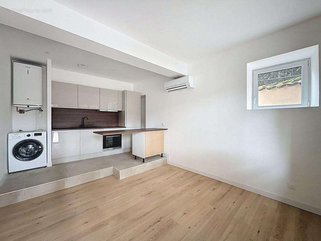 Appartement à FONTAINES-SUR-SAONE