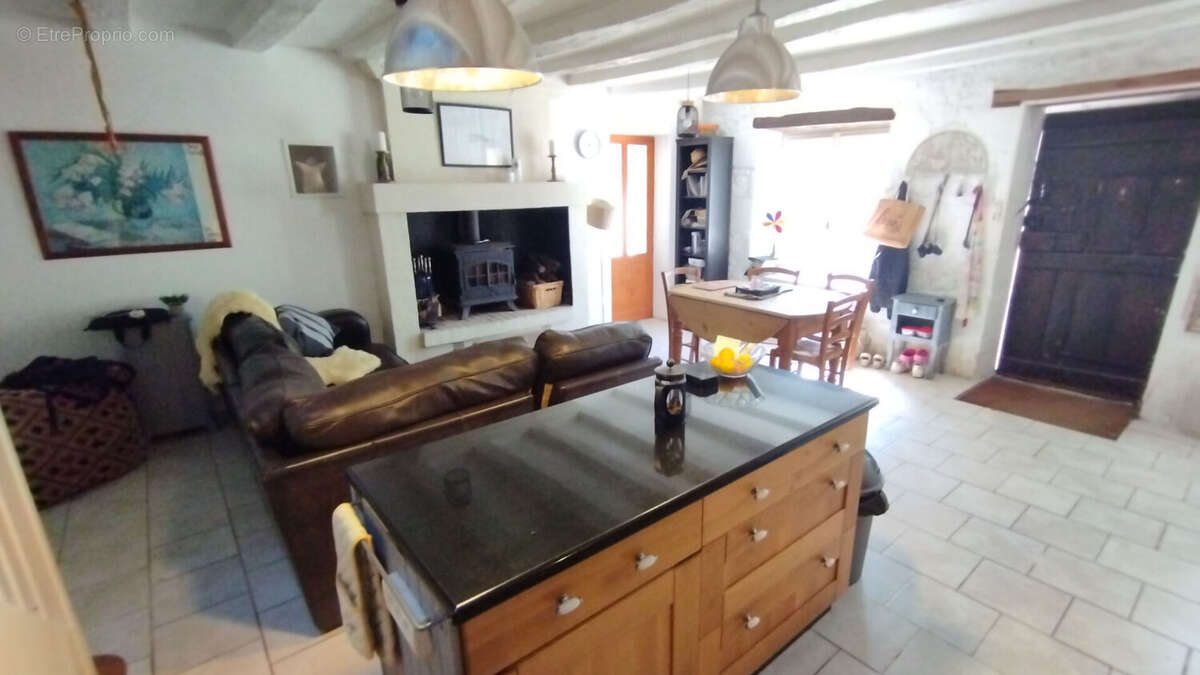 Maison à CHAUMUSSAY