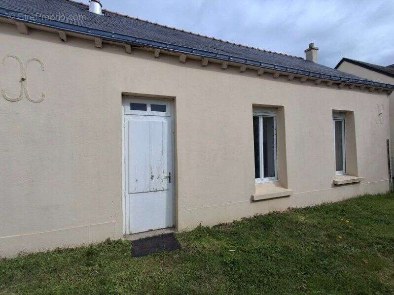 Maison à ISSE