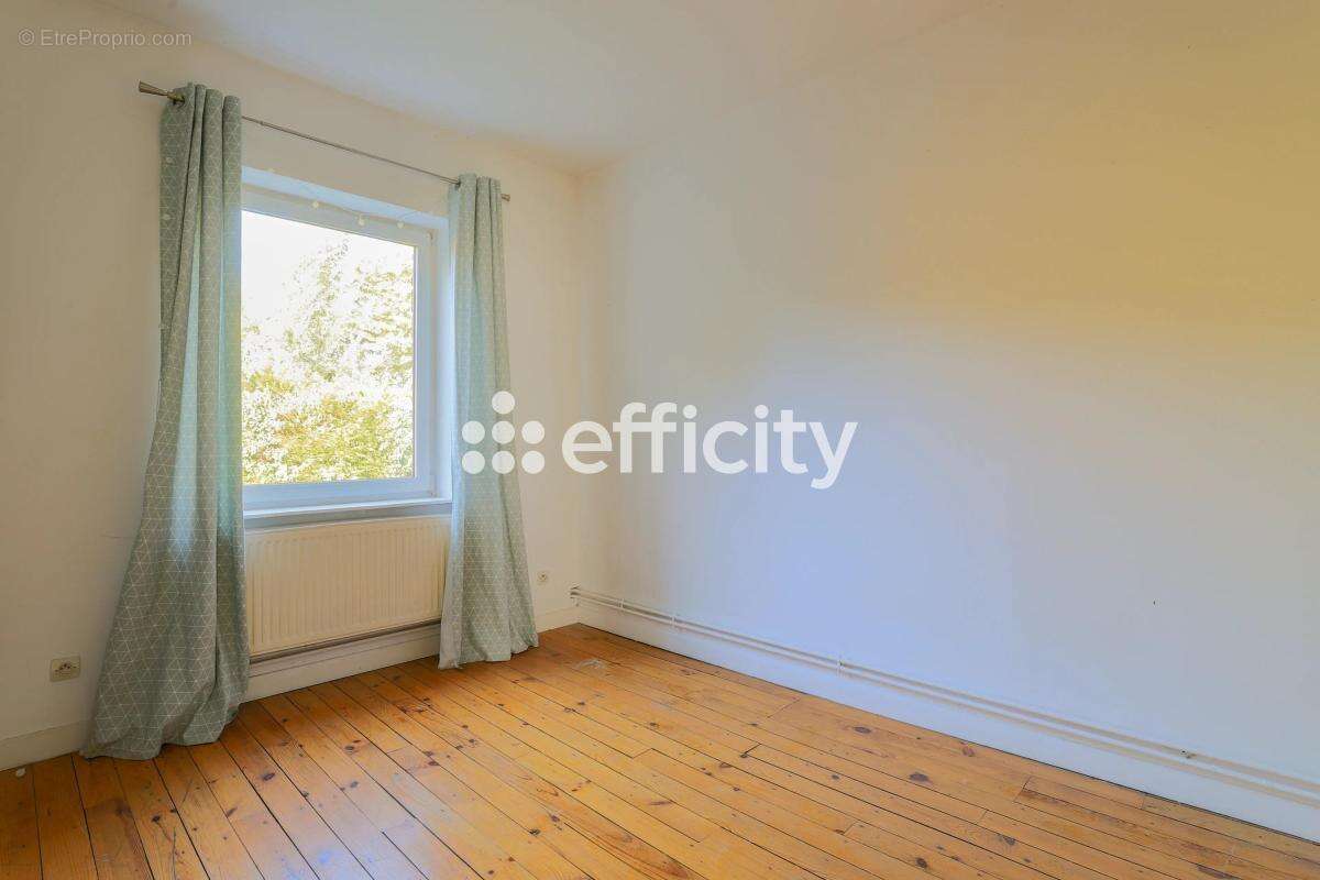 Maison à VILLENEUVE-D'ASCQ