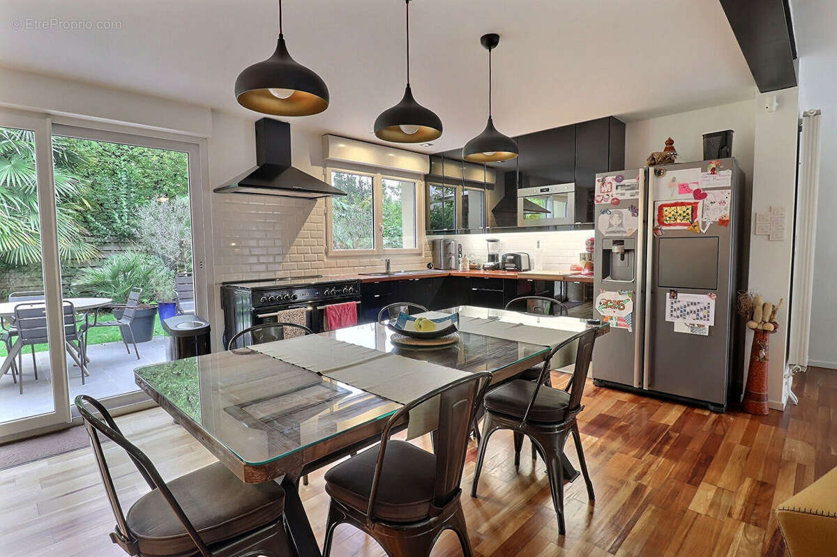 Maison à VITRY-SUR-SEINE