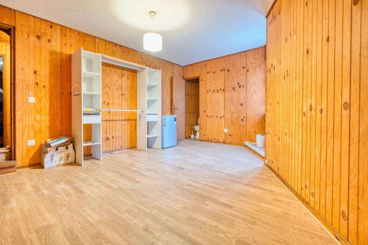 Maison à SAINT-ASTIER