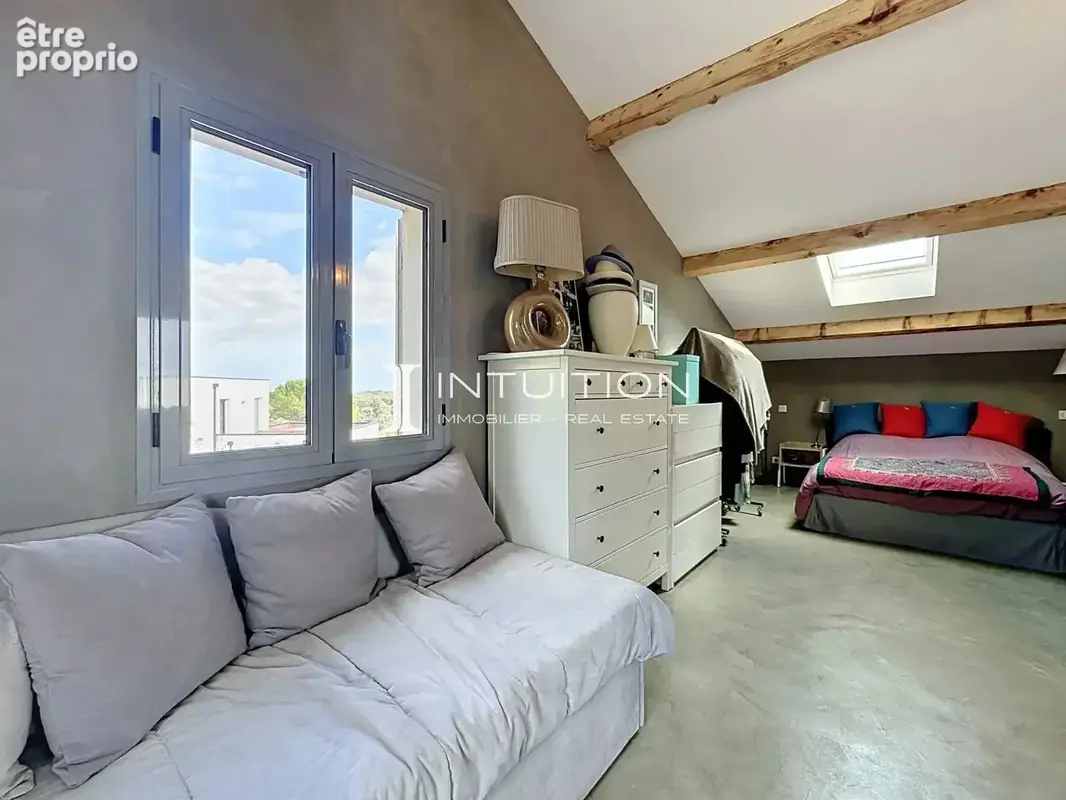 Proche Valbonne : Élégante villa avec vue panoramique et piscine - photo 23