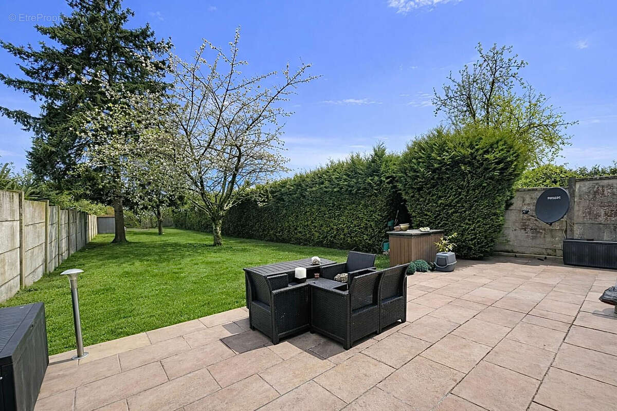 Maison à BELLOY-EN-FRANCE