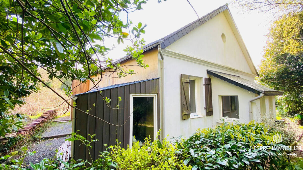 Maison à RIEC-SUR-BELON