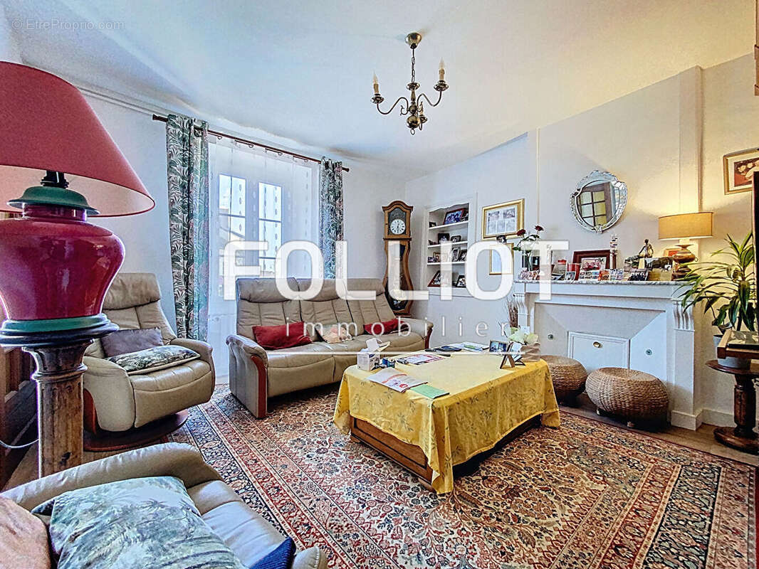 Maison à BRICQUEBEC