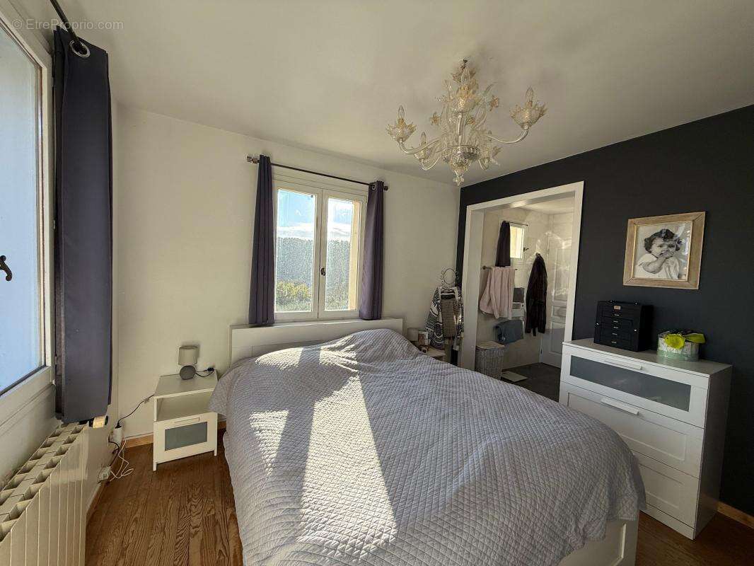 Maison Ribes 7 pièce(s) 177 m2 - photo 22