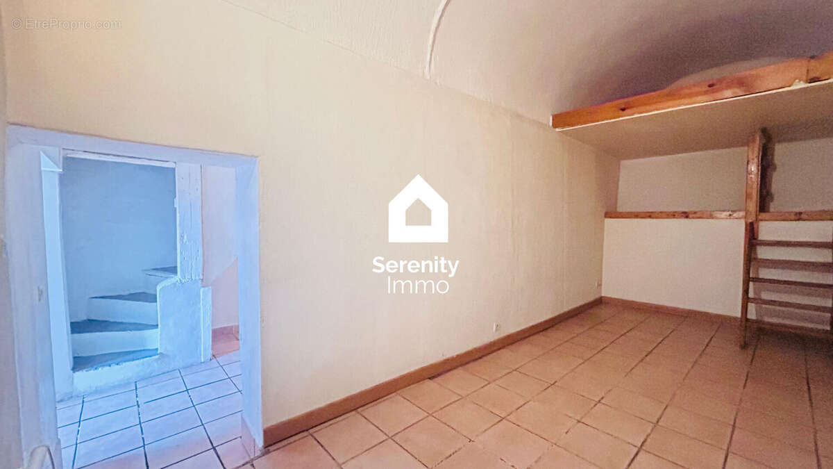 Appartement à MARSEILLE-15E