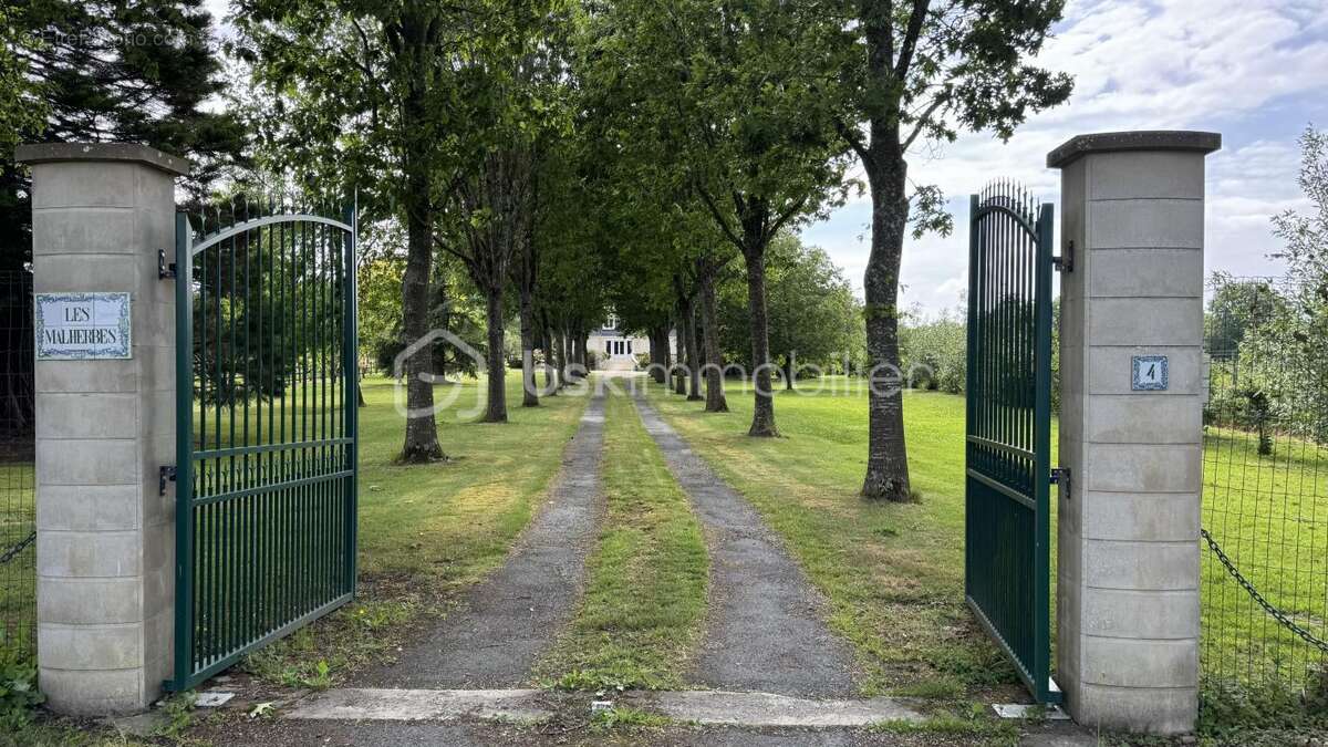 Maison à SAINT-PIERRE-DE-PLESGUEN