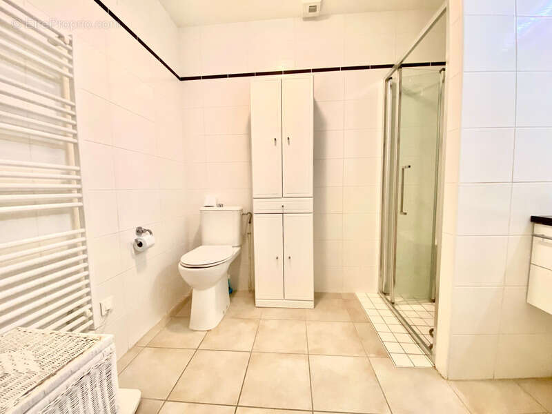 Maison à EQUEMAUVILLE