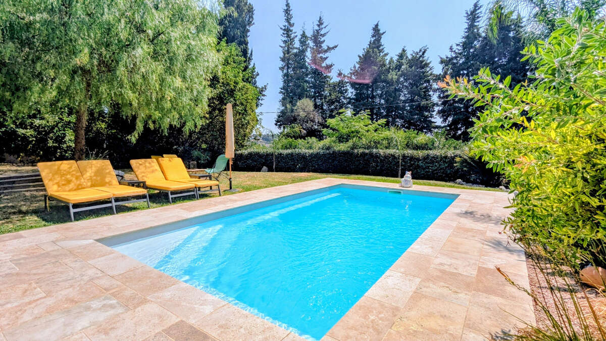 SOUS COMPROMIS - Maison récente avec piscine   Vence (7 min du centre) - photo 22