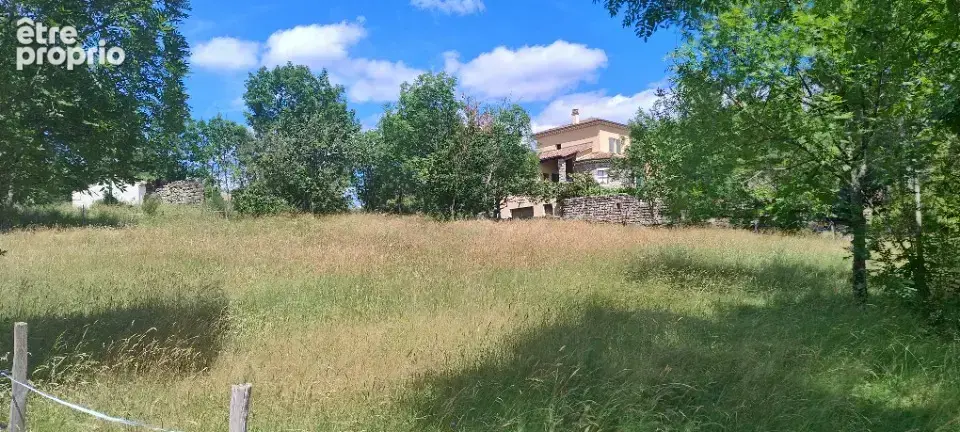 Terrain à JAUJAC