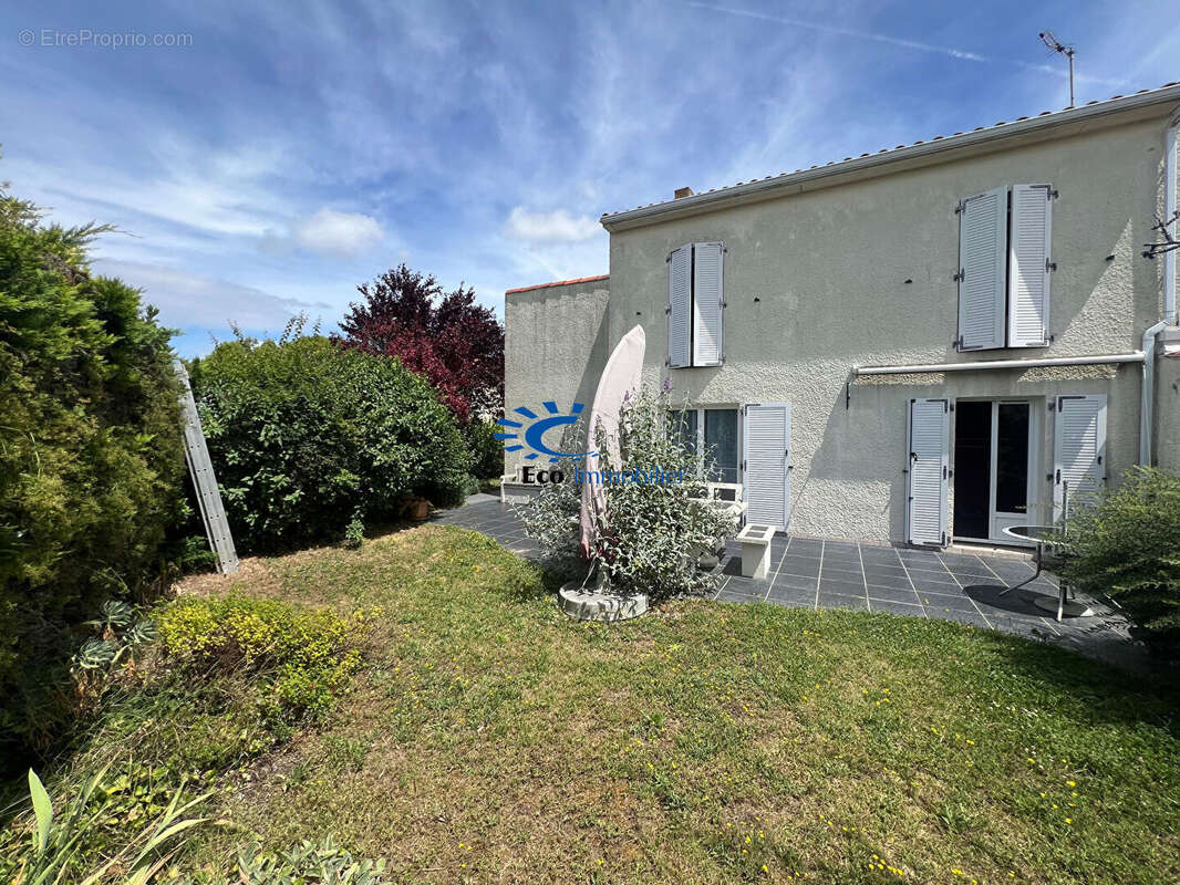 Maison à AYTRE