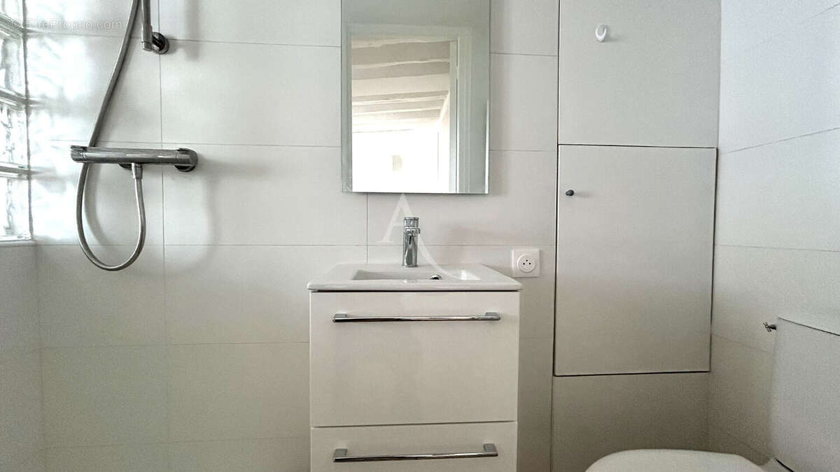 Appartement à PARIS-6E