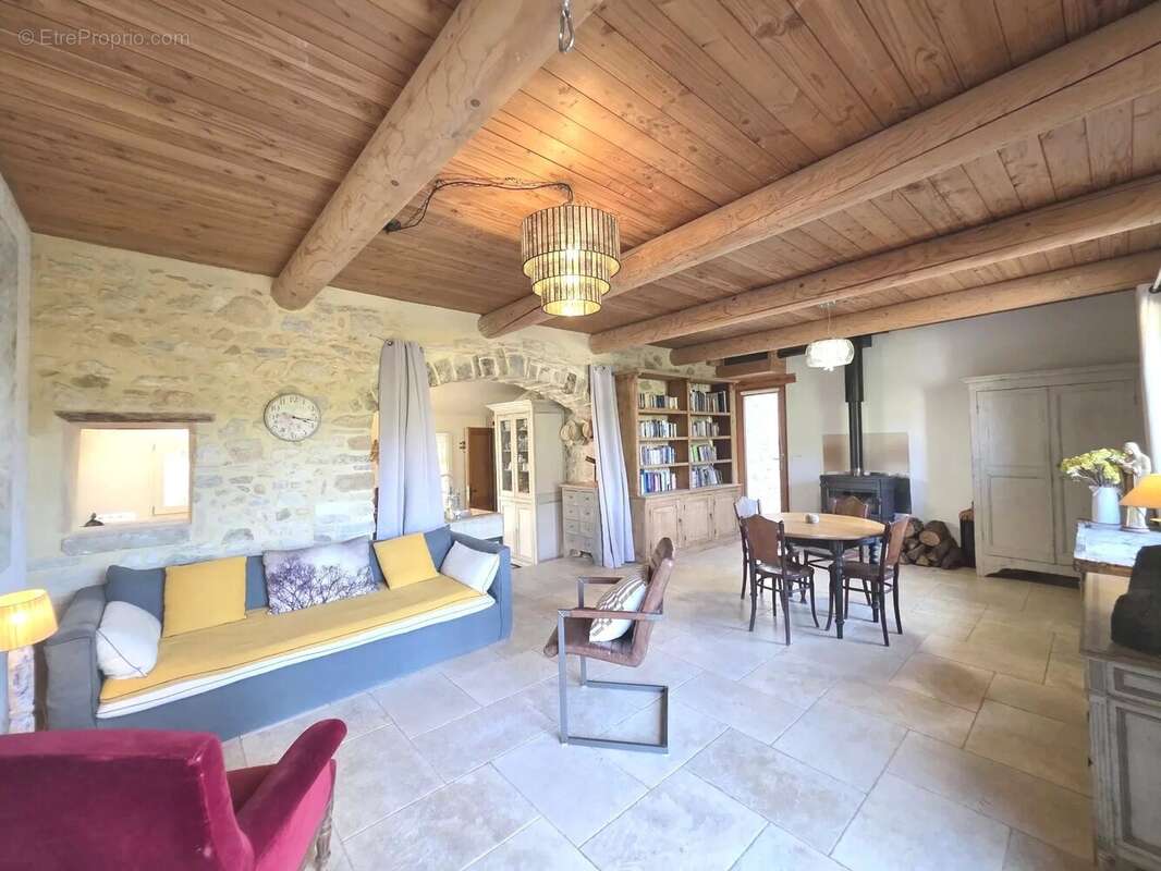 Maison à RUSTREL