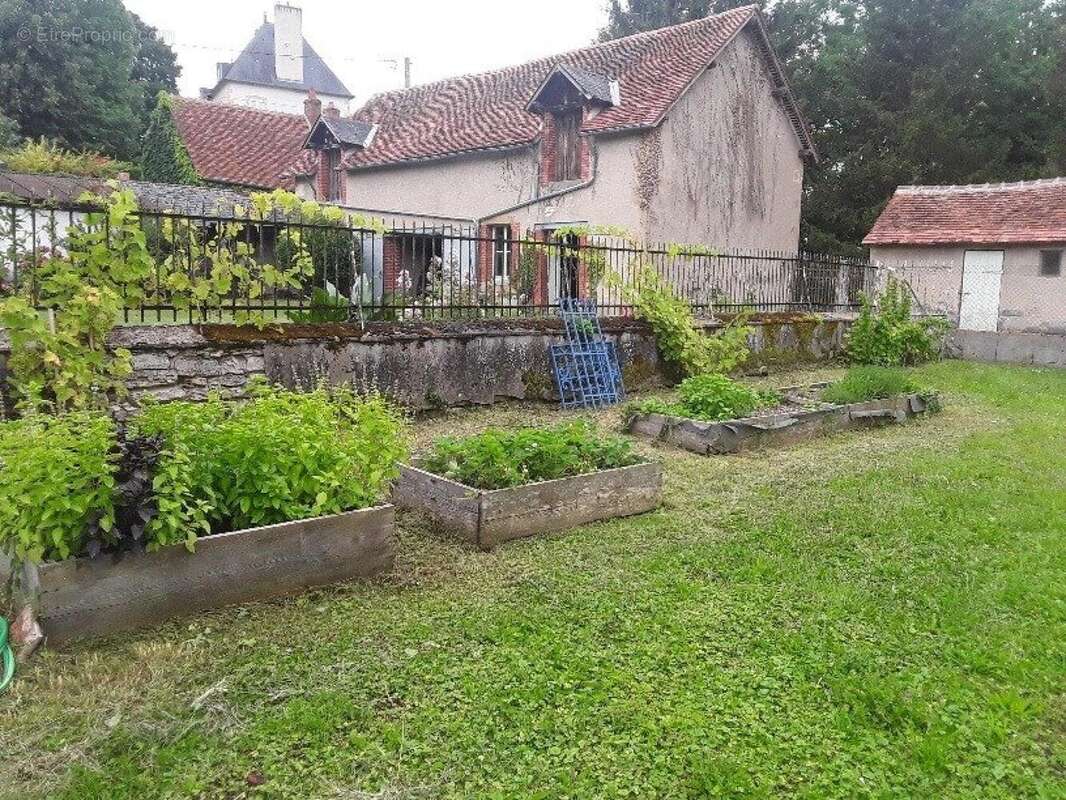 Maison 215 m² à Bengy-Sur-Craon  - photo 9