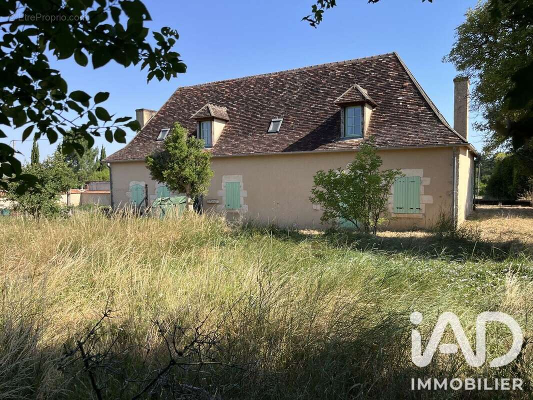 Maison 162 m² à Antigny  - photo 2