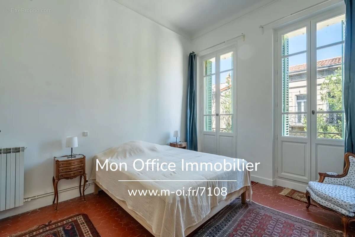Référence : 7134-SKA - Maison 9 pièce(s) à Salon-de-Provence (13300) - photo 22