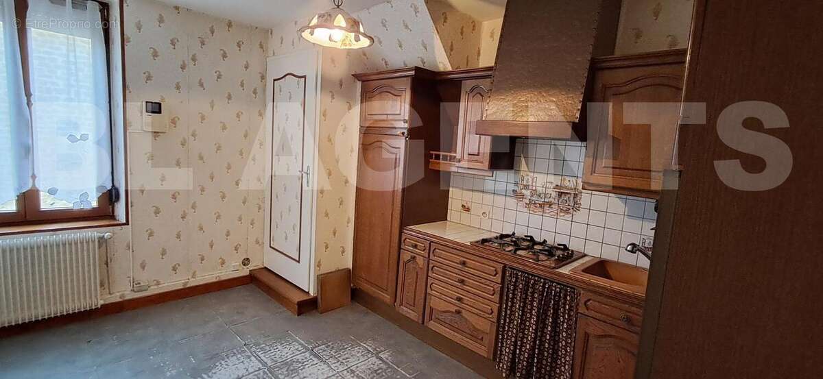 20250214_142858 - Maison à VIVIER-AU-COURT