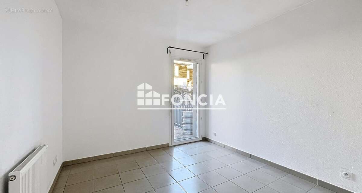 Appartement à COLOMBELLES