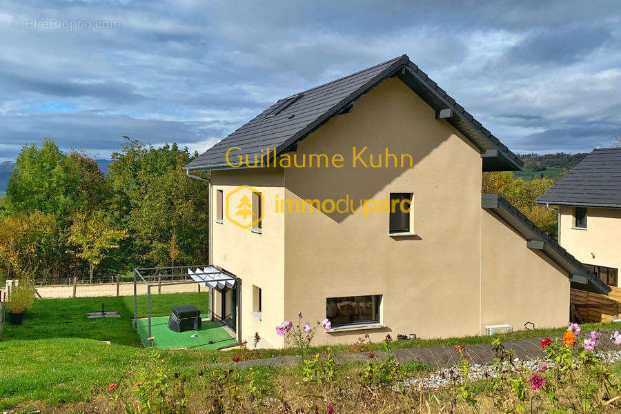 Maison à SAINT-OFFENGE-DESSOUS