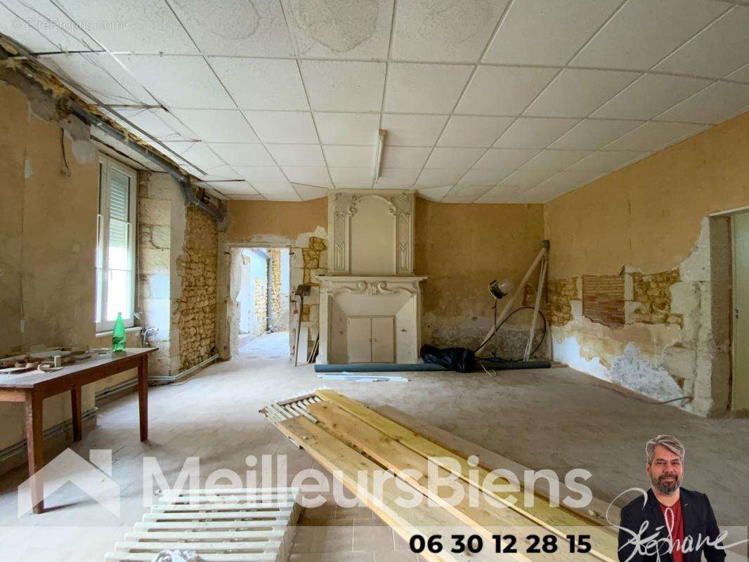 Immeuble mixte libéral et habitation - centre de Montendre - photo 2