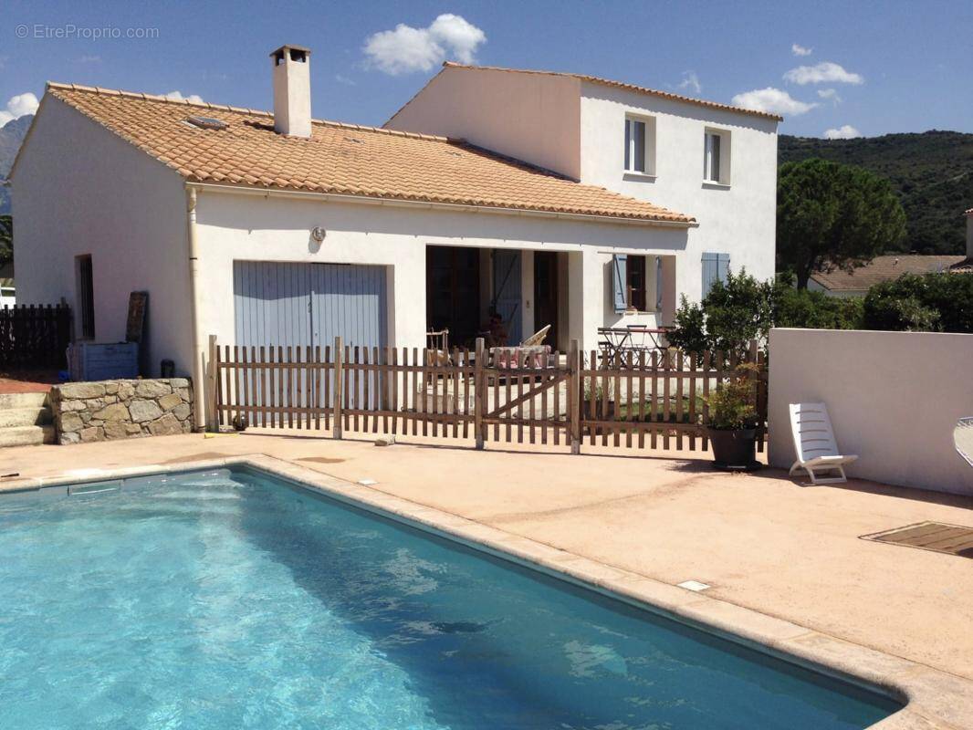 Maison à CALVI
