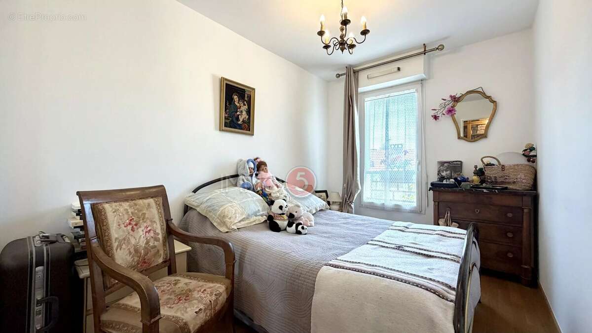 Appartement à LE RAINCY