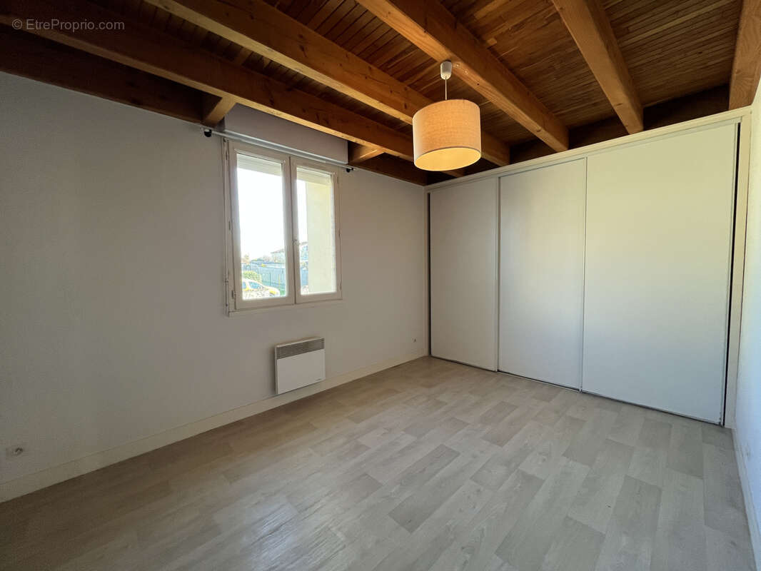 Appartement à RUELLE-SUR-TOUVRE