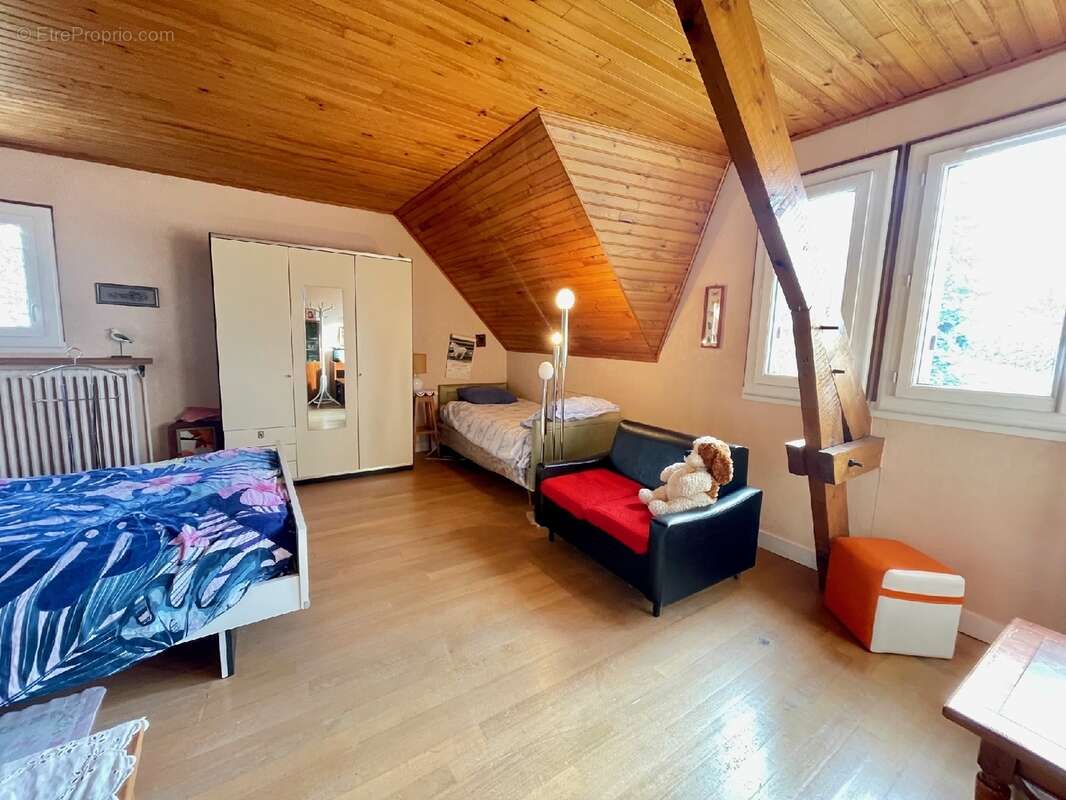 Maison à MILLY-LA-FORET