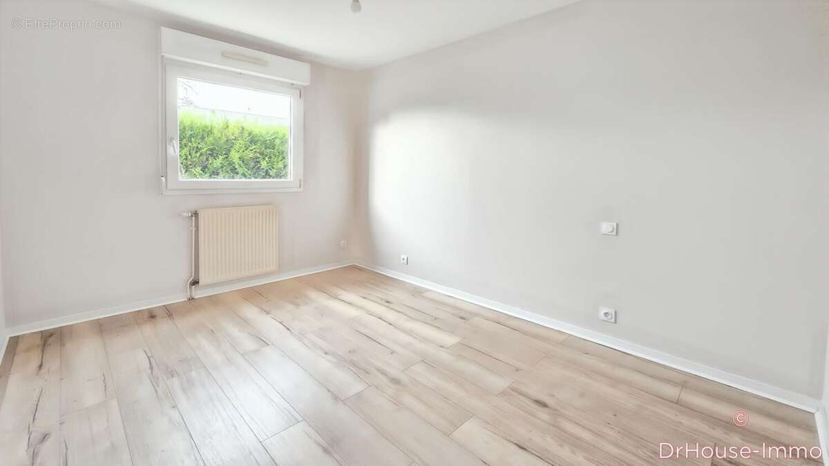 Appartement à CHEVIGNY-SAINT-SAUVEUR