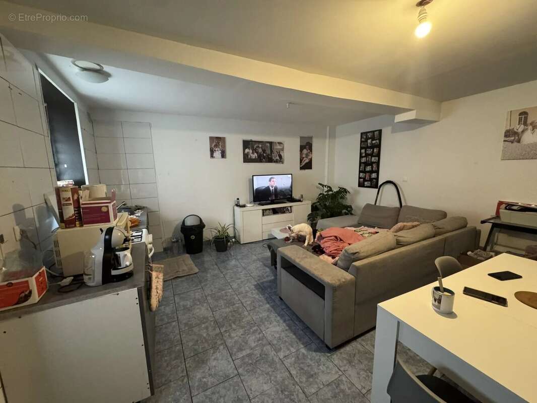 Appartement à DOUCHY-LES-MINES