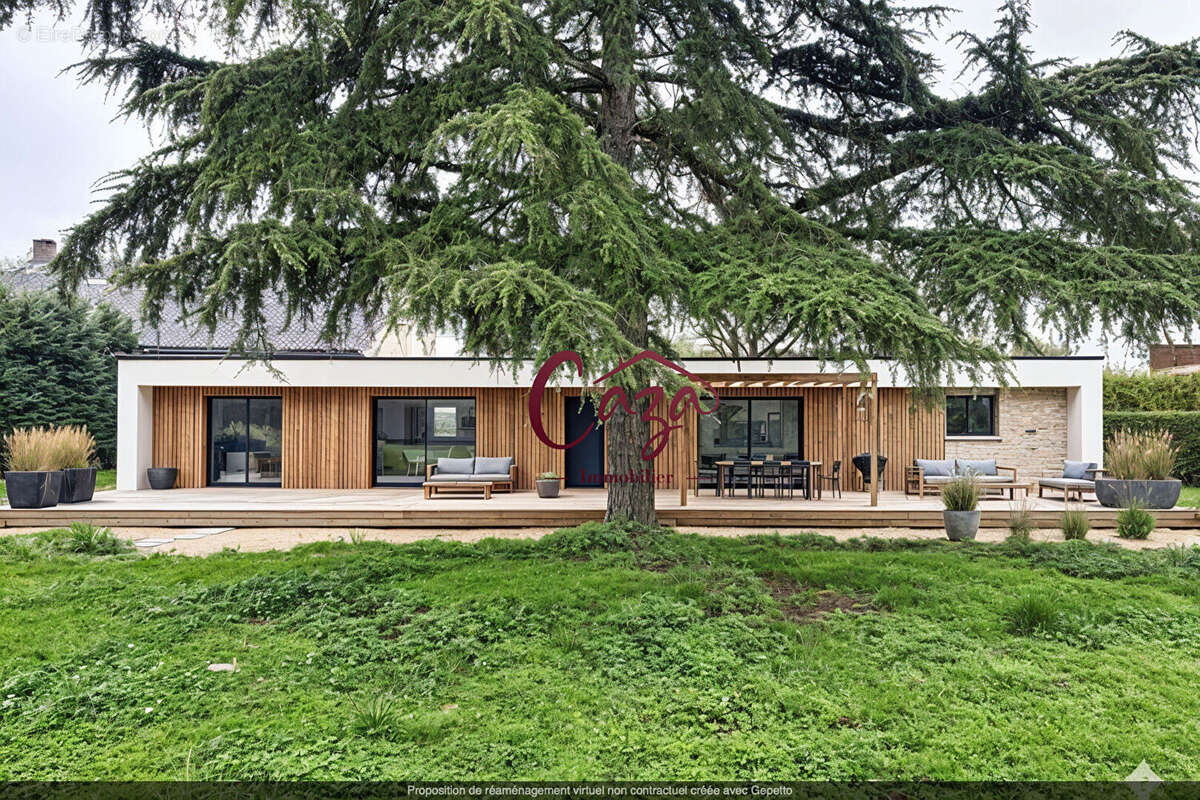 Terrain à SAINT-CAPRAIS-DE-BORDEAUX