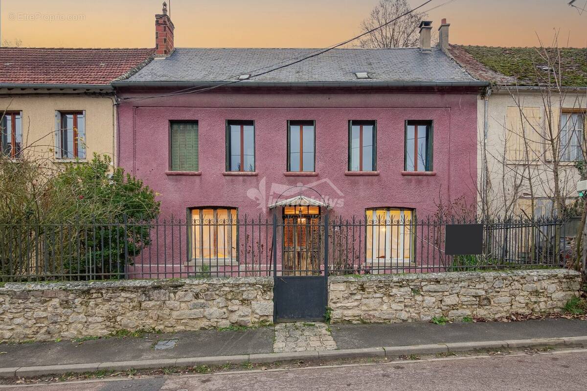 Maison à ROZET-SAINT-ALBIN