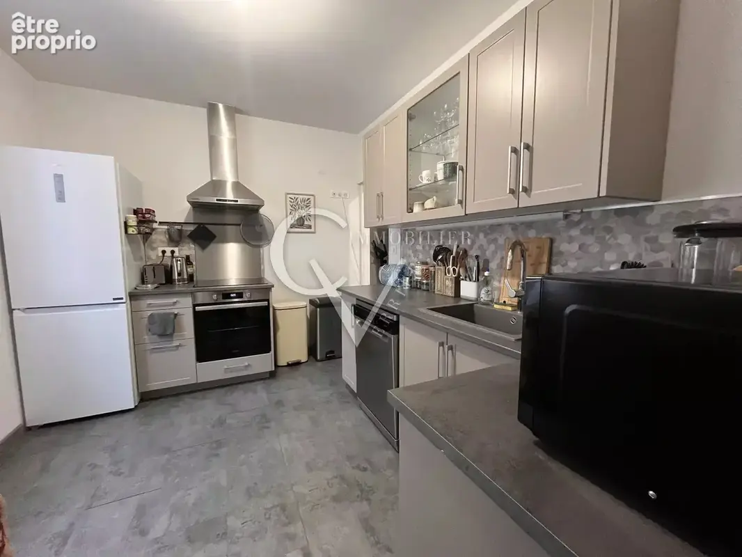 Appartement 6 pièces 137 m² à vendre à Gisors (27140) - photo 4