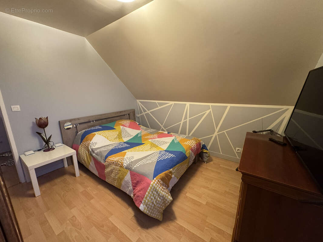 Maison à LA RIVIERE-SAINT-SAUVEUR