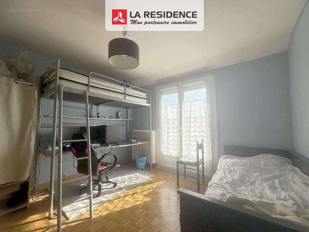 Maison à BENNECOURT