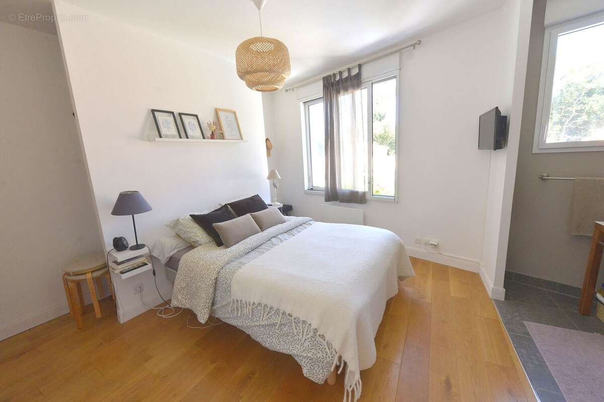 Maison à SAINT-GEORGES-DE-DIDONNE