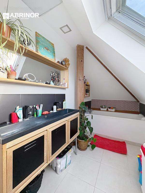 Maison à FACHES-THUMESNIL