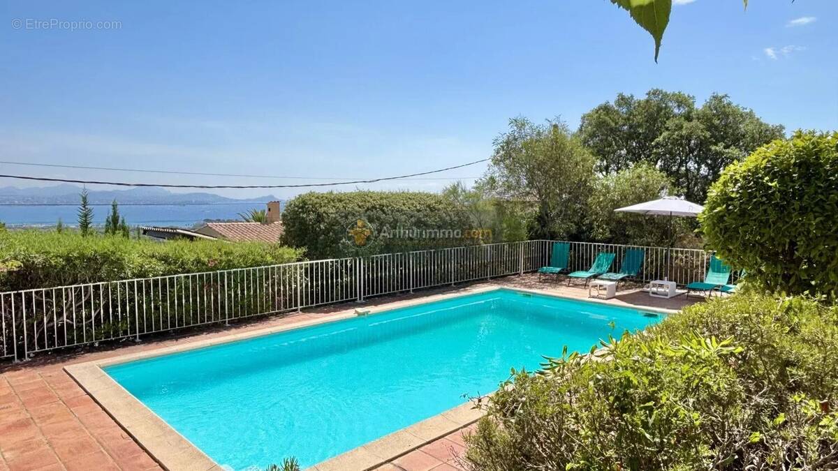 Maison à FREJUS