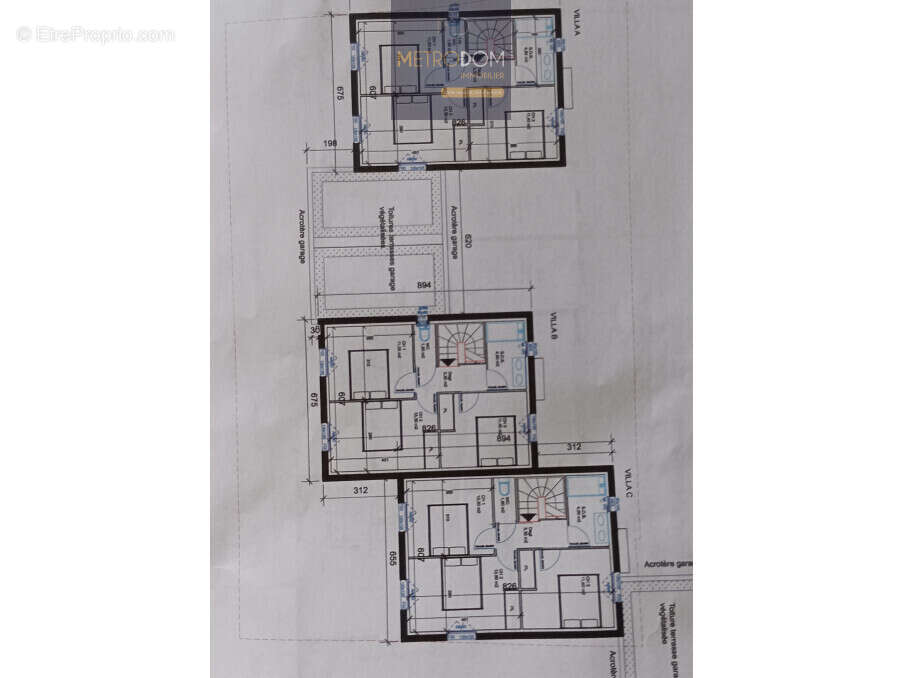 Maison à SAINT-BRES