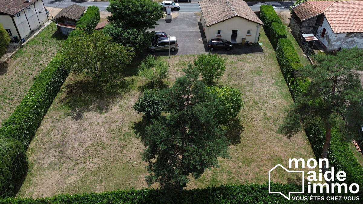 Commerce à CASTELJALOUX