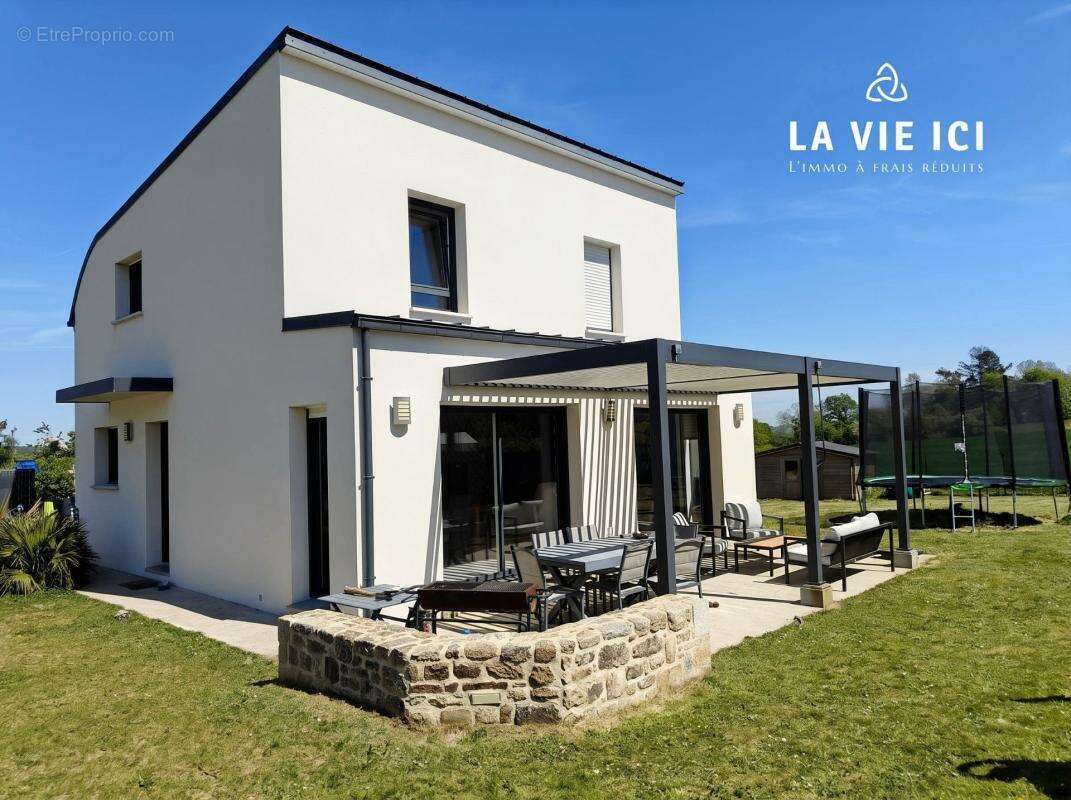 Maison à PLUVIGNER